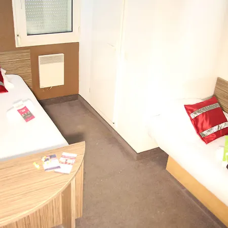 Fasthotel Lens Godault Hotel *