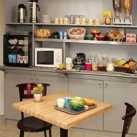 Fasthotel Lens Godault