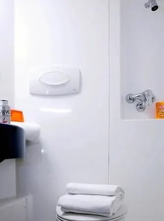 Fasthotel Lens Godault Hotel *